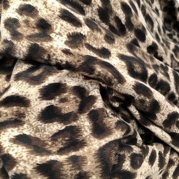 SALE!! Browns... Animal Print... Open Cardi - Picture 4 of 5